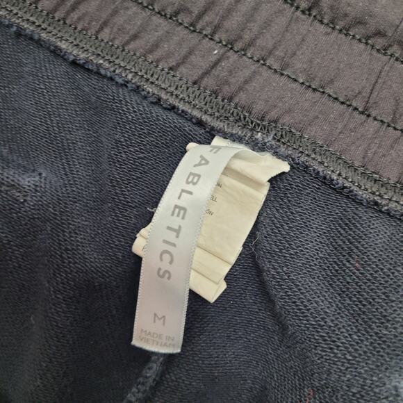 Fabletics high rise black cargo utility joggers tapered sweatpants - Picture 7 of 9